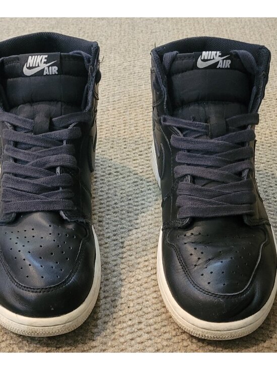 Air Jordan 1 Retro OG High Cyber Monday - Size 9.5 main image 8